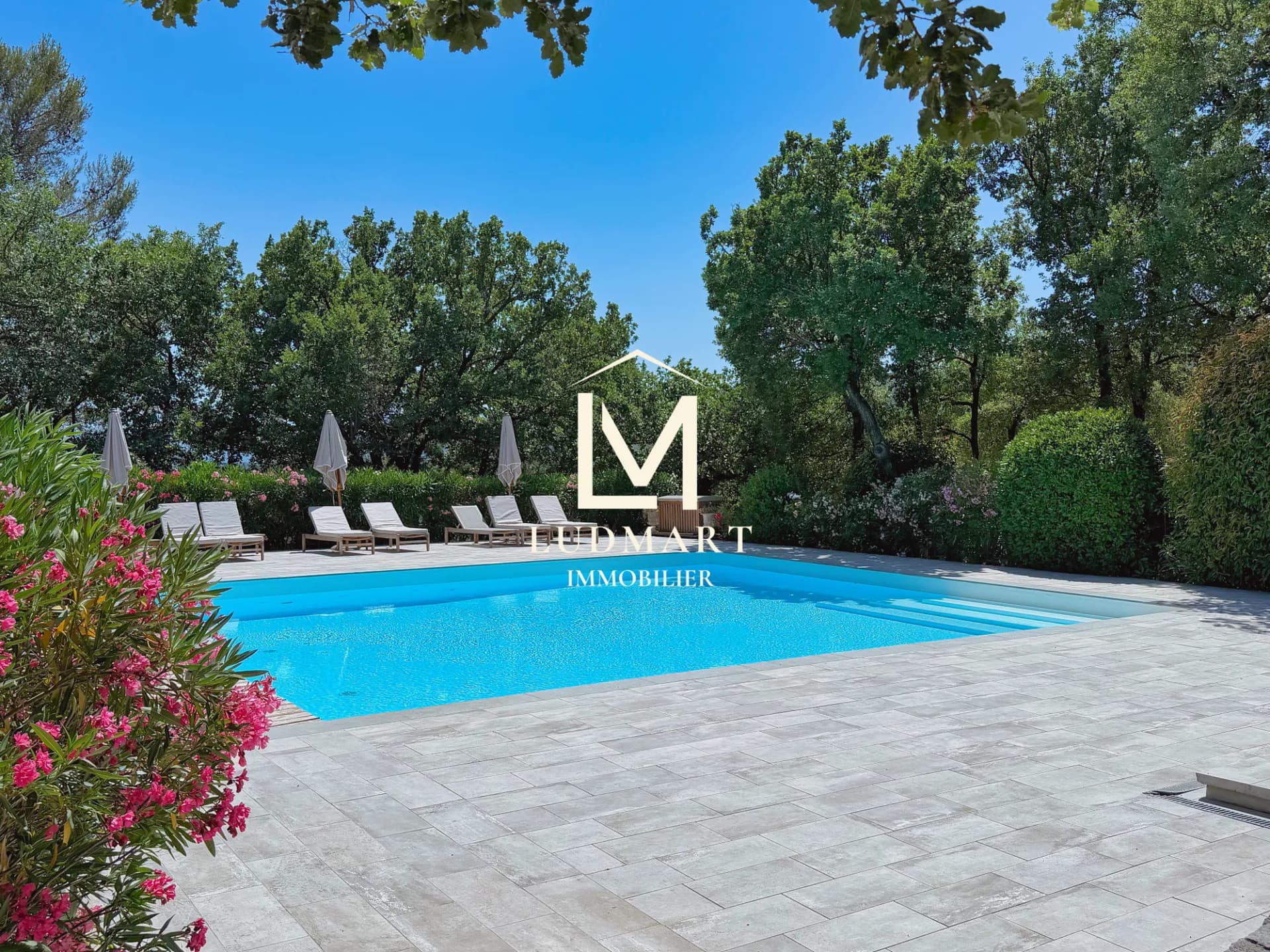Charming 19th Century Sheepfold with Elegant Swimming Pool and Stunning Views 3