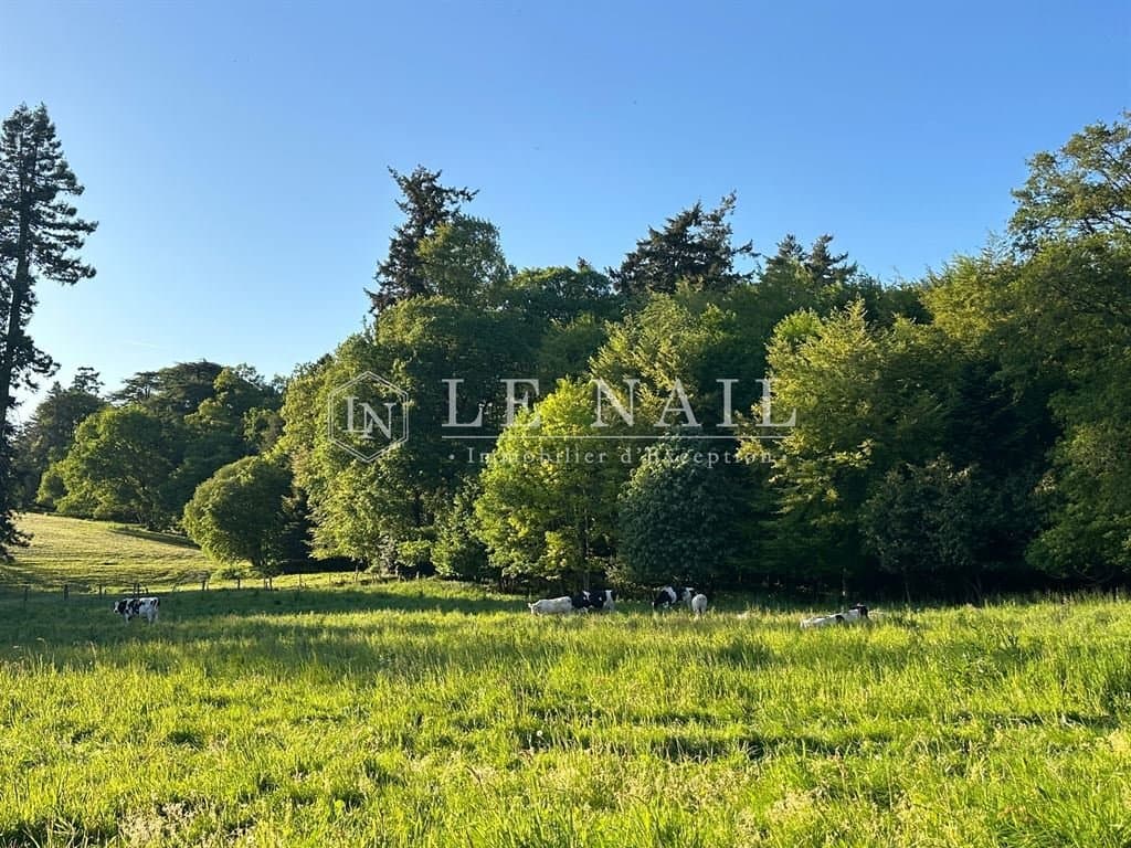 Elegant 19th Century Château With Rental Properties And Expansive Park 5