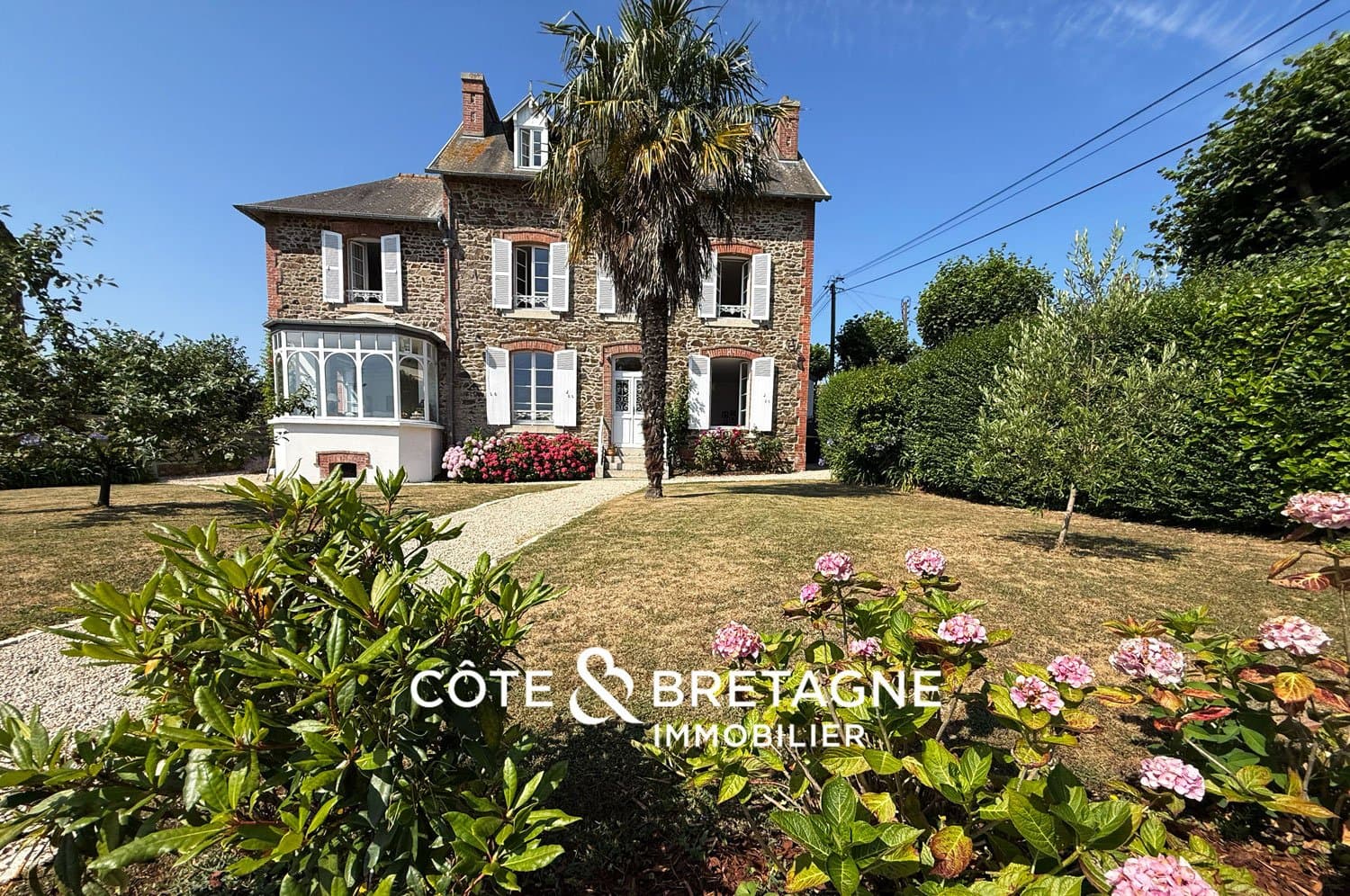 Elegant Character Home With Sea Views in Binic-Étables-sur-Mer 2