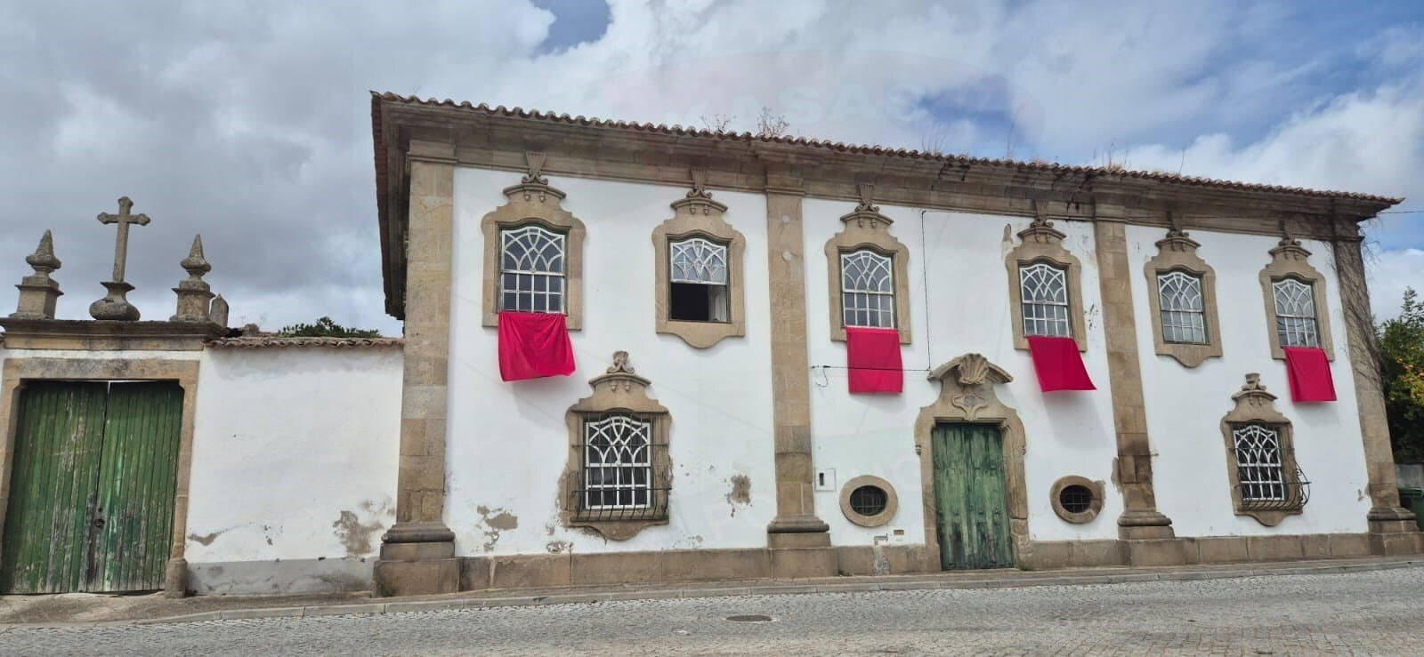 Castles for sale in Coriscada