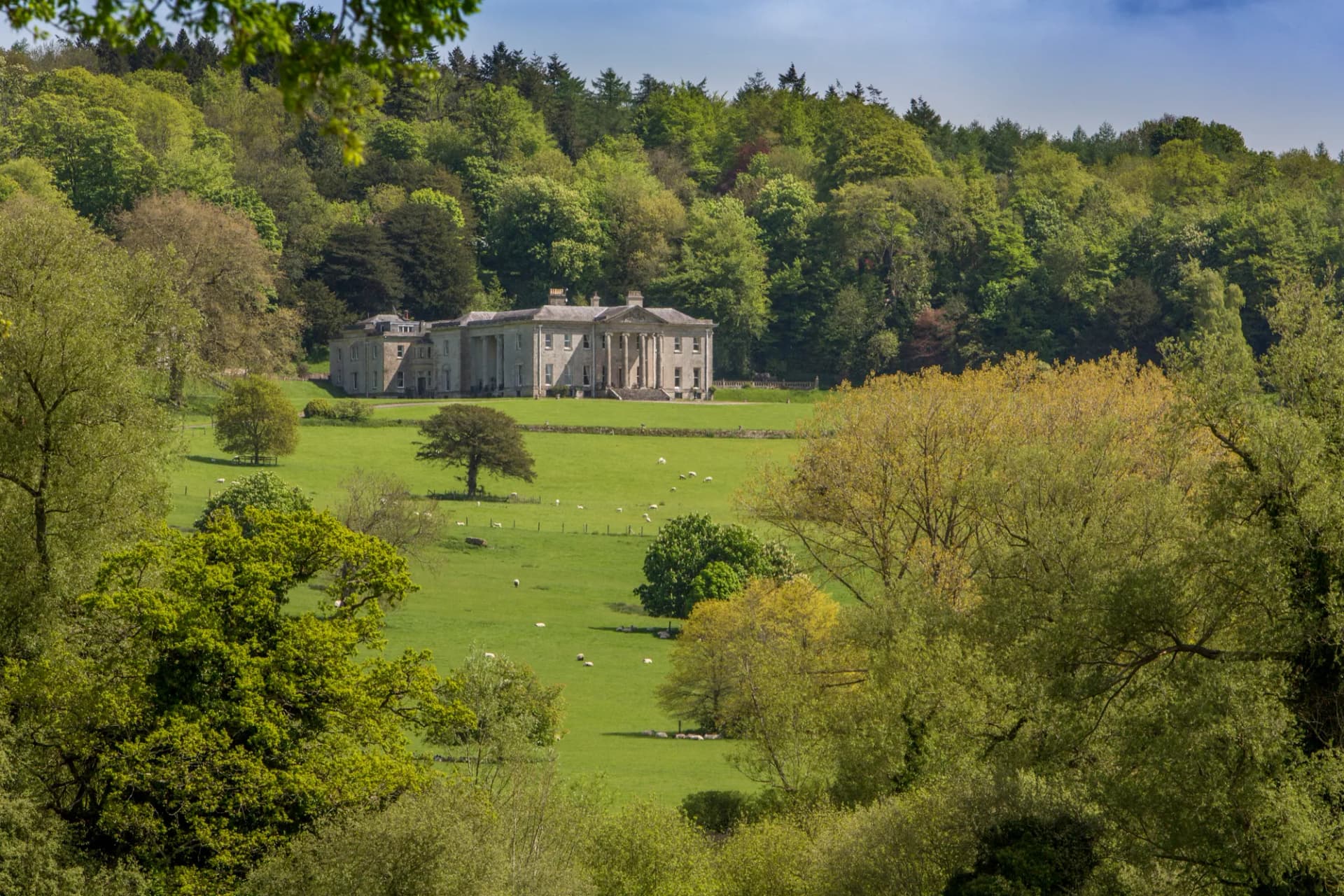 Grade II* Listed Country House Estate Set Within 93 Acres 5