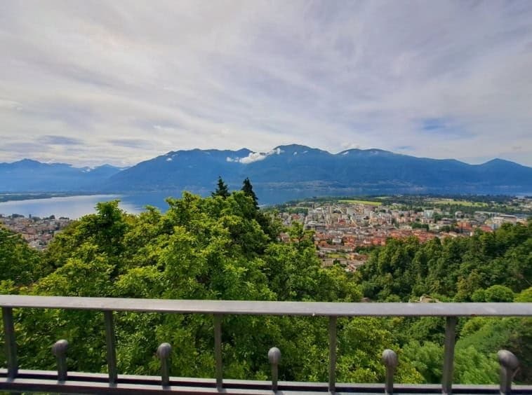 Elegant 1904 Castle With Breathtaking Views Of Lake Maggiore 3