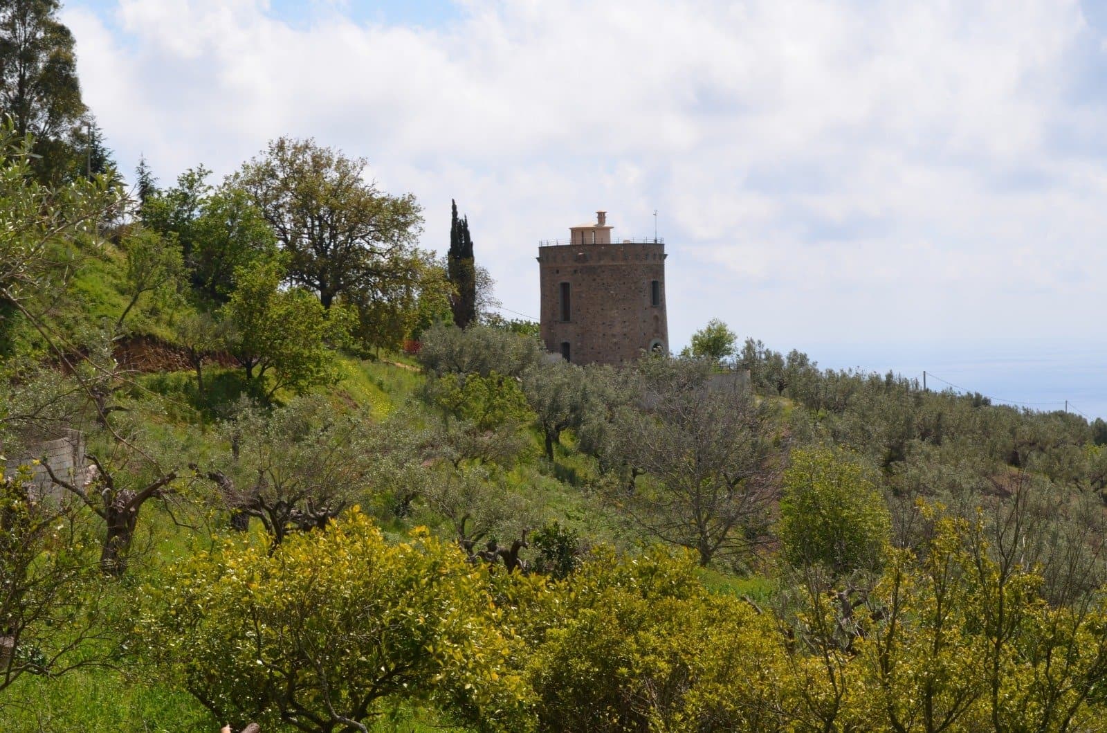 Historic 15,000 Sqm Tower with Panoramic Views and Development Potential — in Calabria, Italy