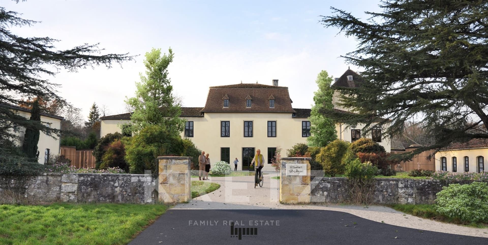 18th Century Château in South Gironde with Development Potential — Château for sale in Gironde, France