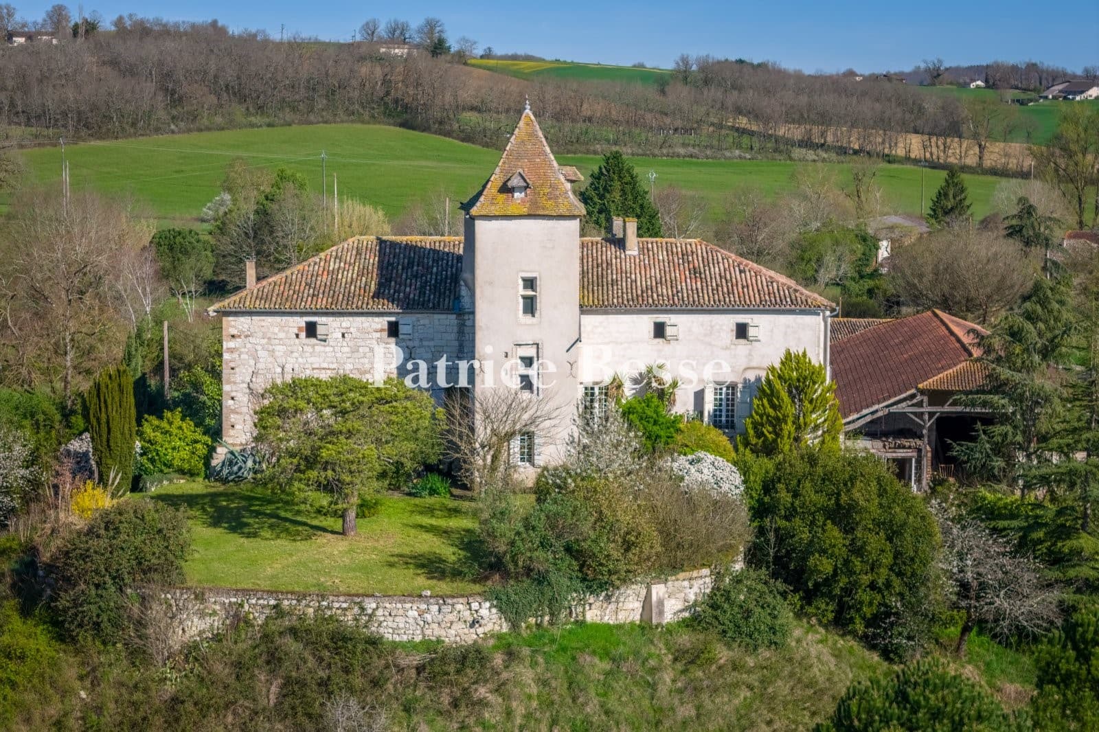 Castle 397 Sqm 4 Bedrooms 3