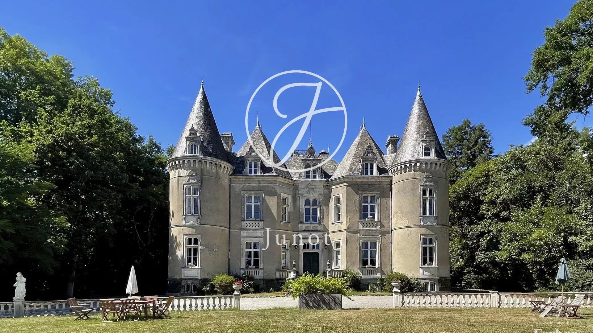 Magnificent 19th Century Château With Expansive Grounds And Exceptional Features — Château for sale in Ille-et-Vilaine, France