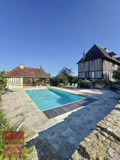 16th Century Manor with Equestrian Facilities and Heated Pool 5