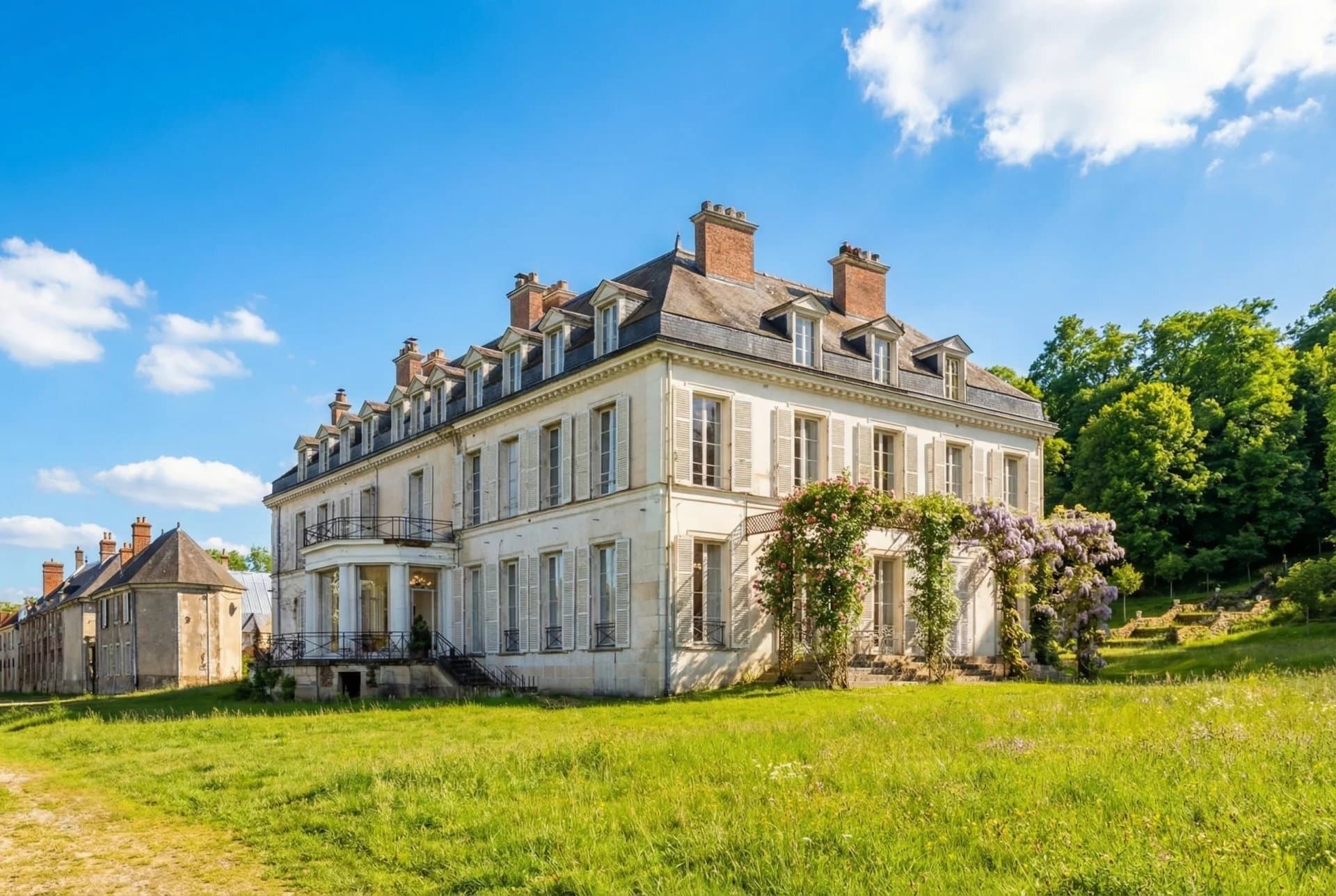 Historic Château with River Frontage and Expansive Grounds