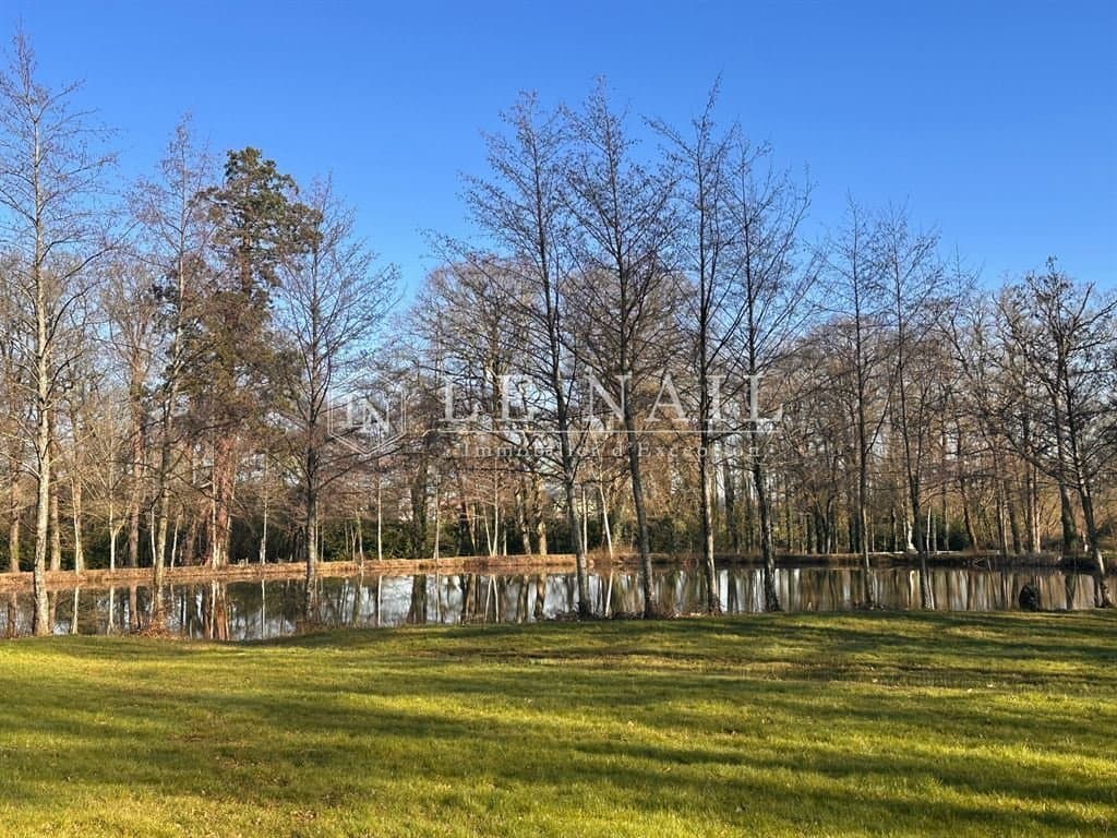 Elegant 19th Century Château With Reception Outbuilding And Expansive Park 5