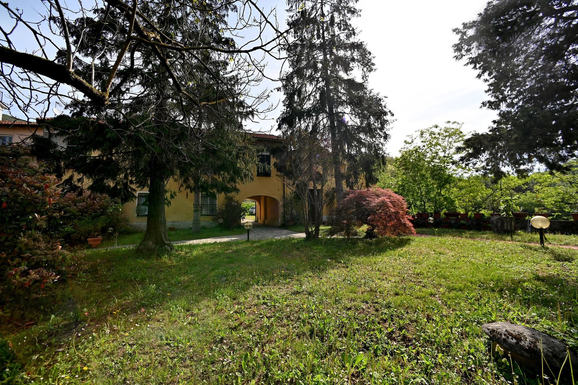 13th Century Castle With Internal Church And Archaeological Museum 3
