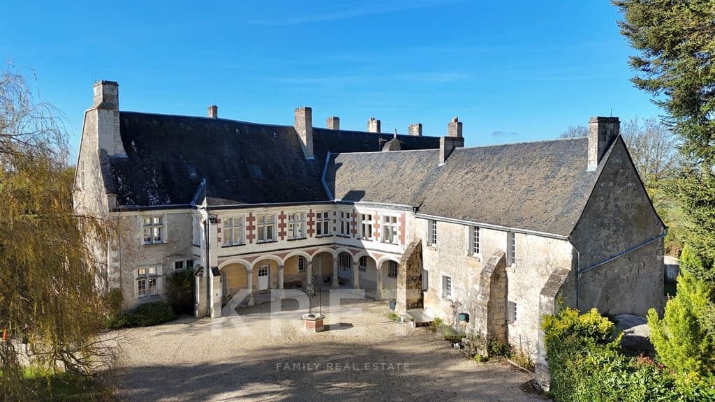 Château du Marquis Lafayette 710 Sqm 20 Bedrooms 4
