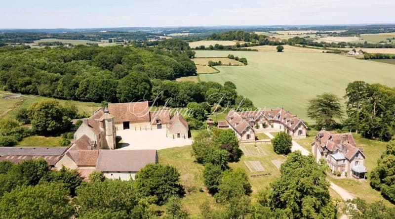 Historic Castle Built in 1450 with 23 Bedrooms 3