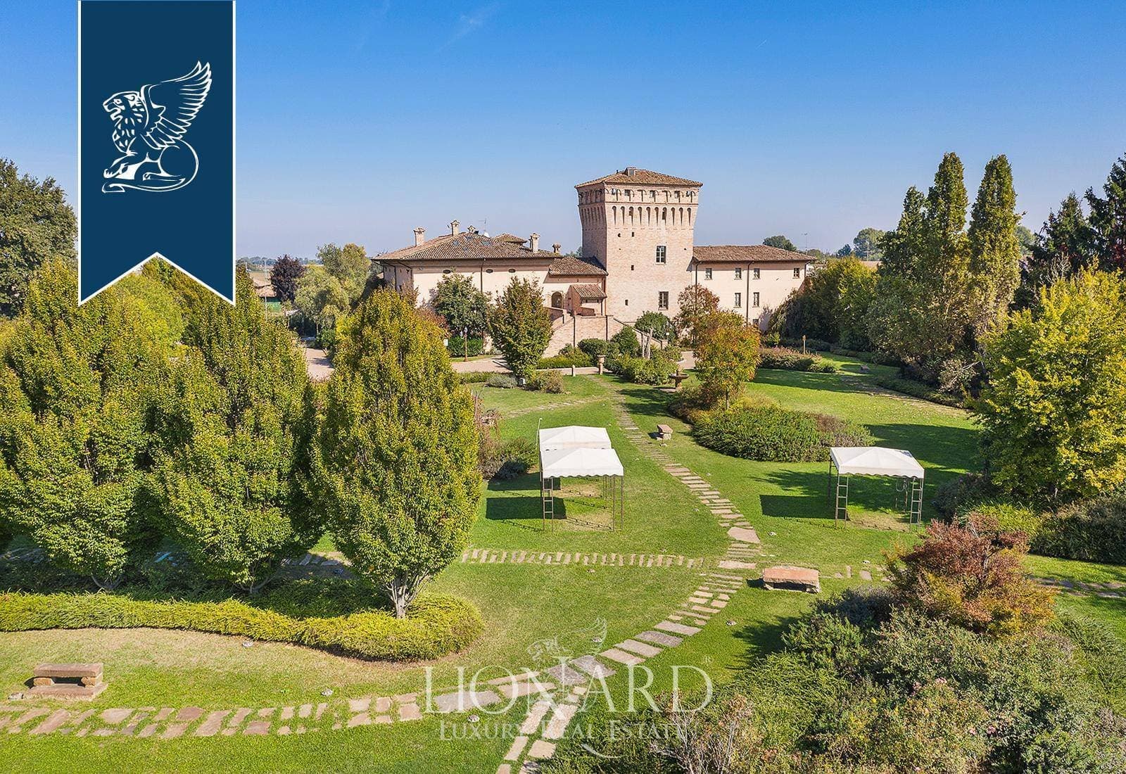 Stunning 13th Century Castle With Luxurious Amenities 4
