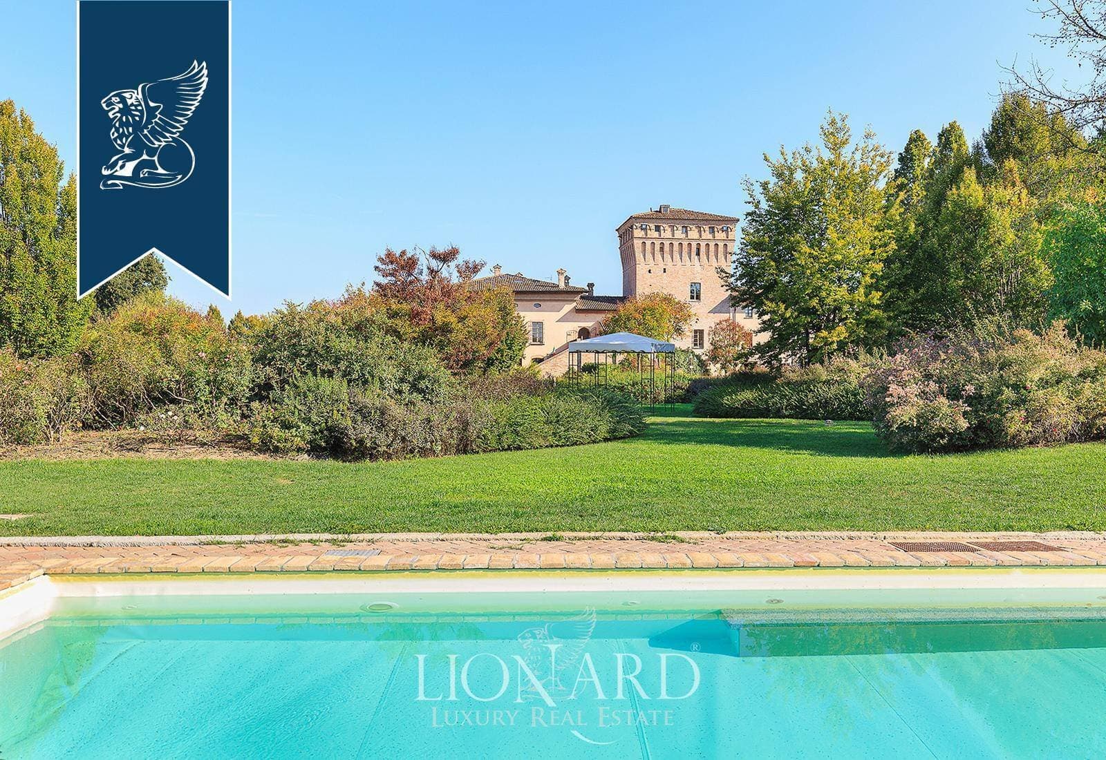 Stunning 13th Century Castle With Luxurious Amenities 3