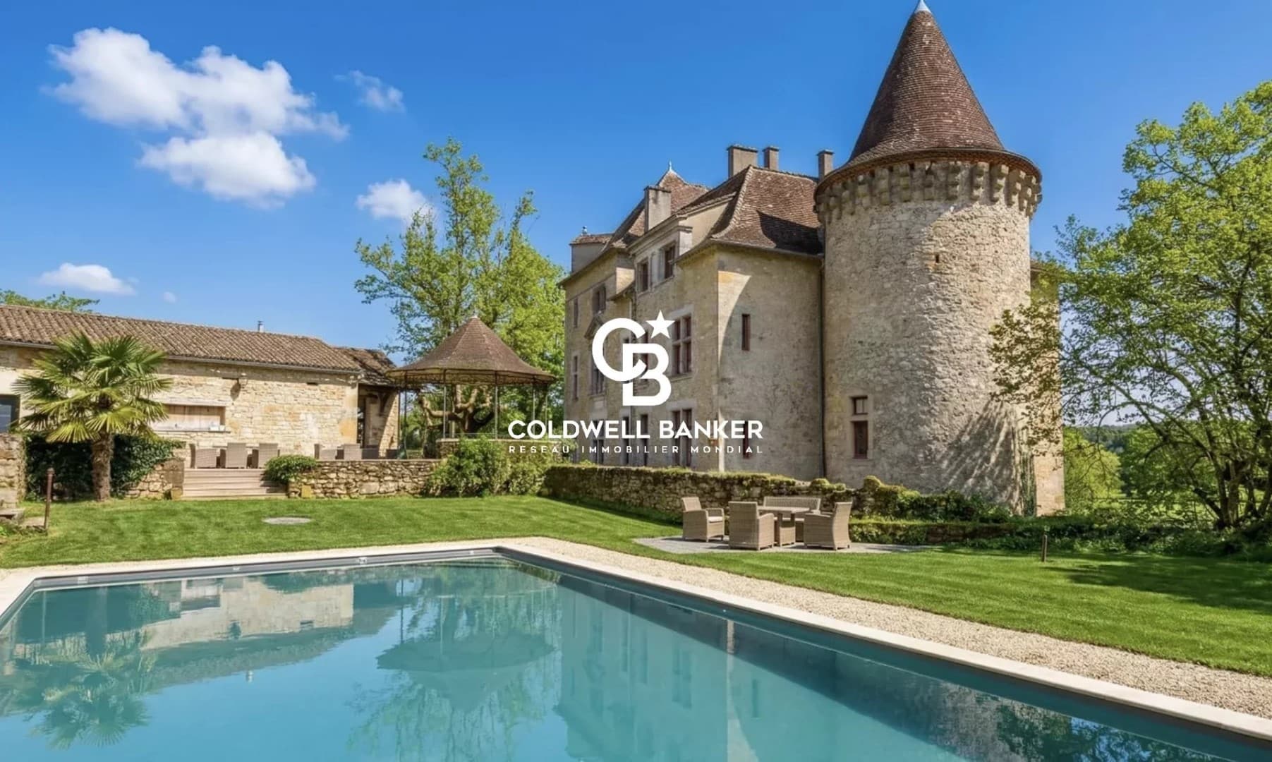 Historic Château With 1200 Sqm Living Space And Expansive Gardens 3