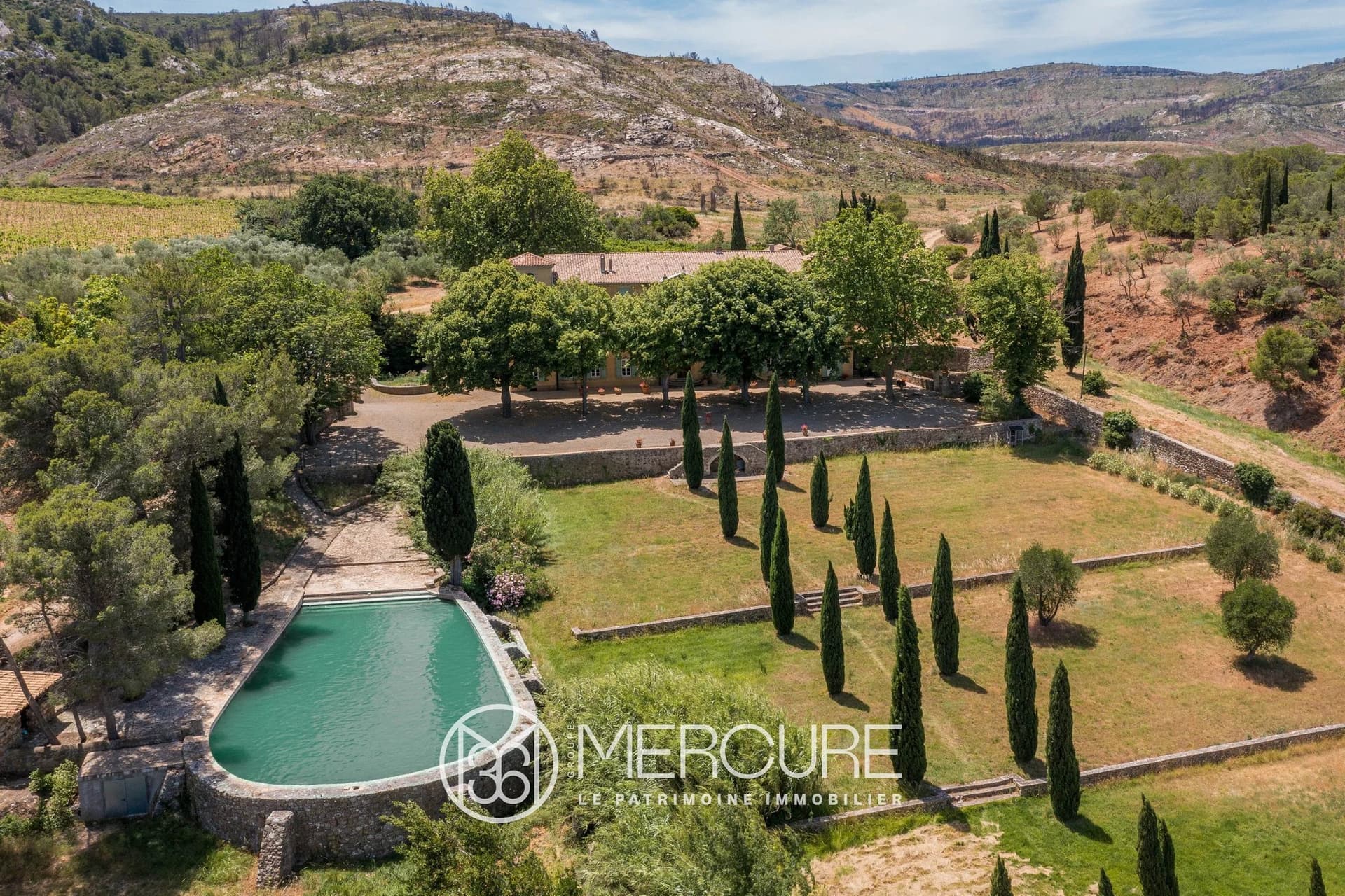 Exceptional 19th Century Château With Bastide And Extensive Grounds 3
