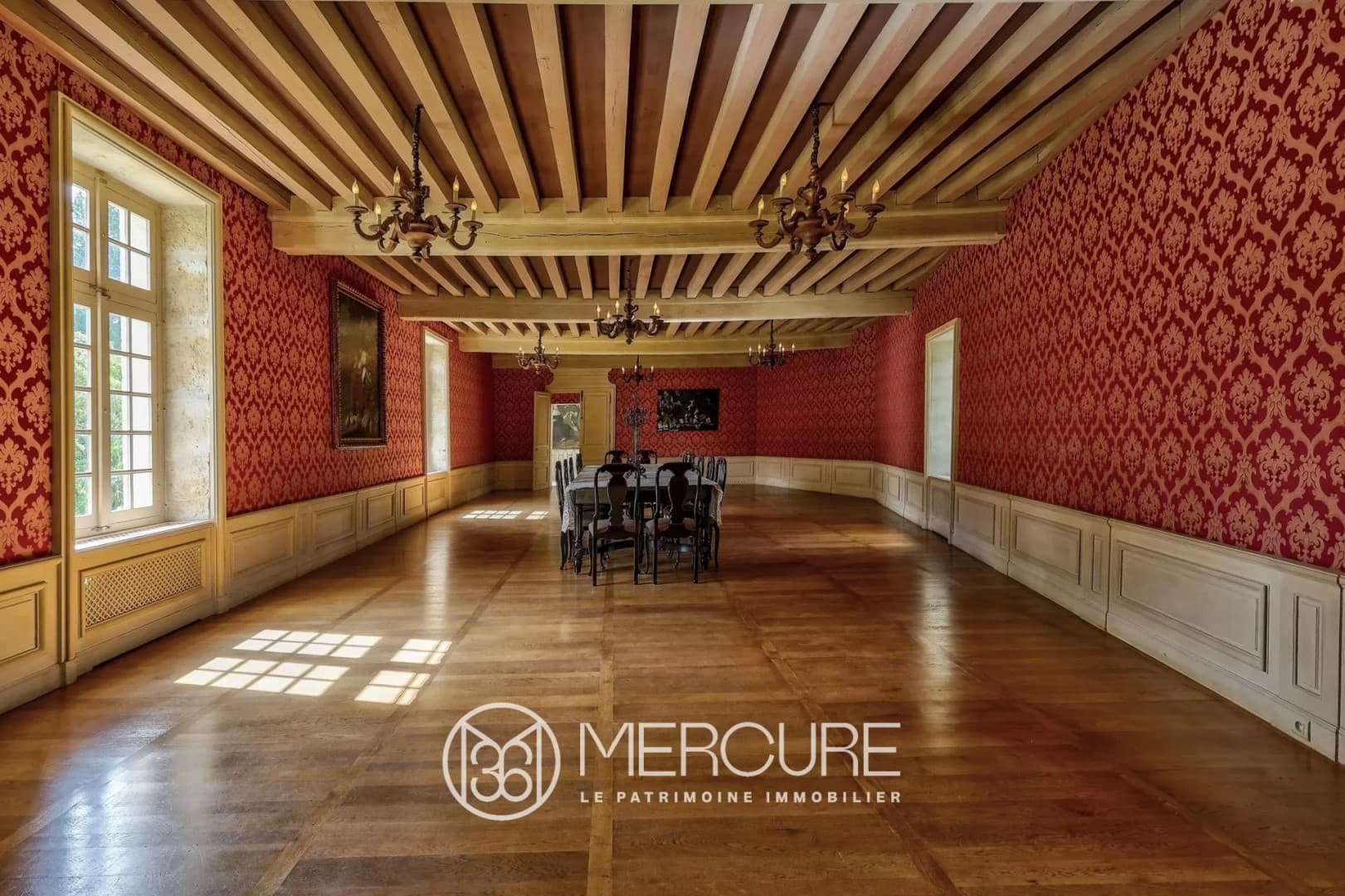 Exceptional Château With 1.4 Ha Park, Indoor Pool, And Historic Features 5