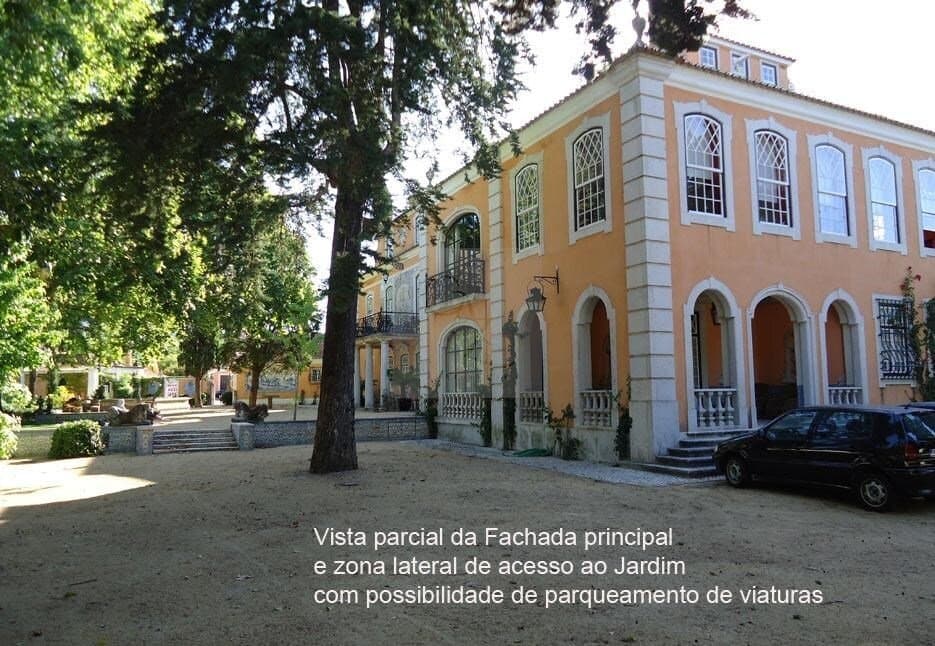 Historic Mansion With Exquisite Gardens And Royal Heritage 4