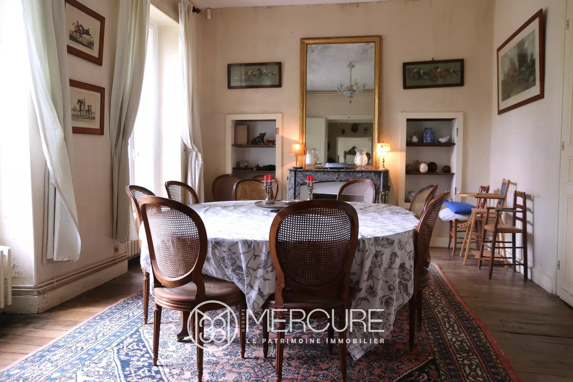 A Charming 19th Century Estate With A Guest House, Outbuildings, A Swimming Pool, And Wooded Grounds 4