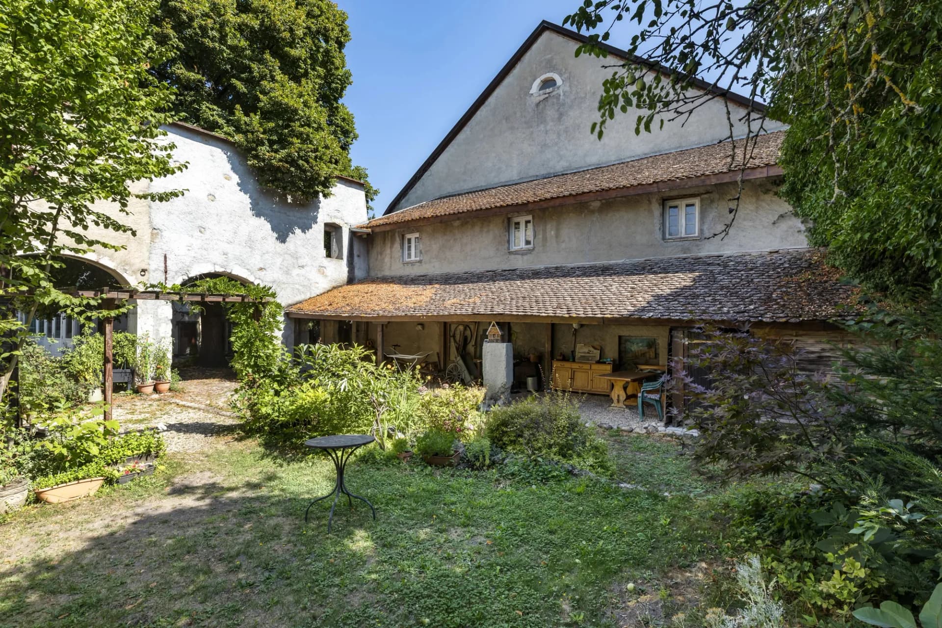 Historic Château With Development Potential Near Geneva 2