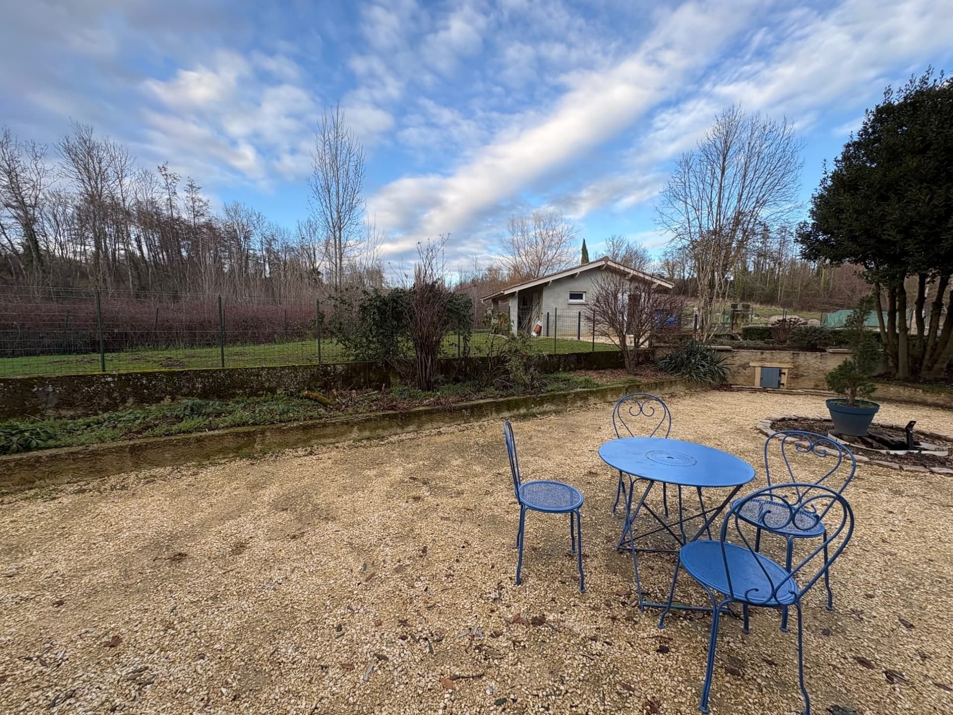 Château With Historical Charm And Spacious Park 4