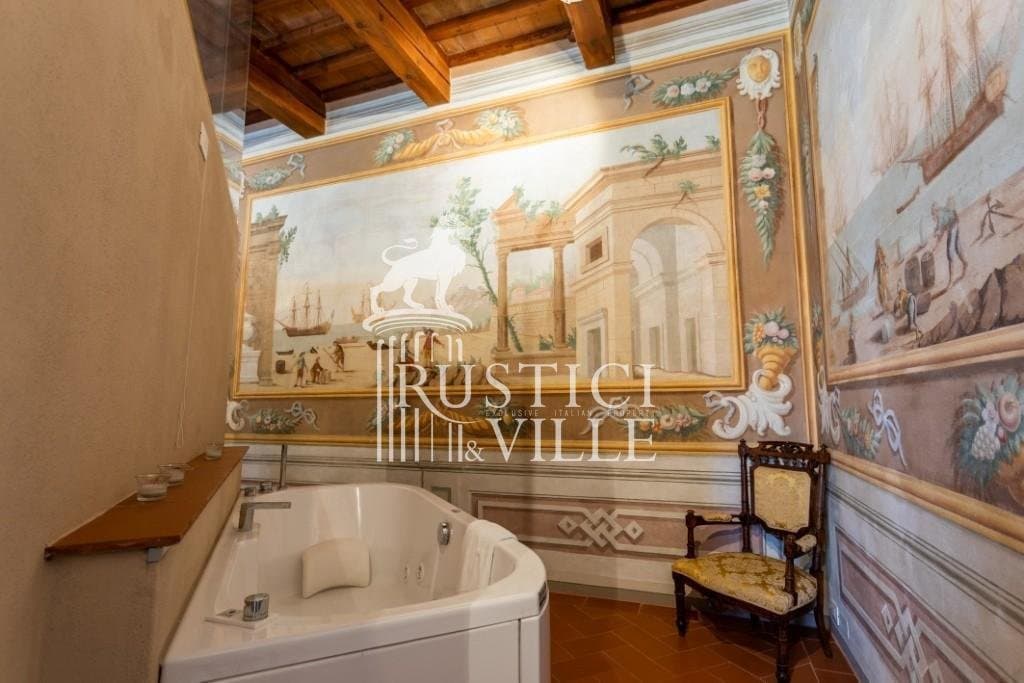 Luxury Historic Villa With Italian Garden Near Pisa 4
