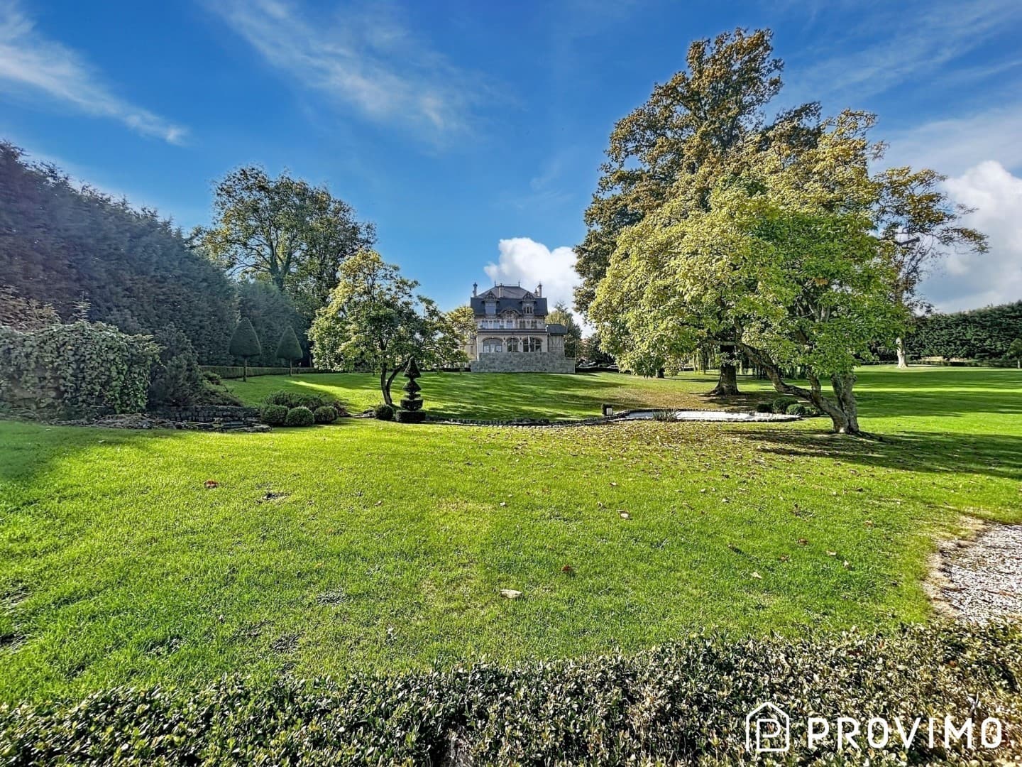 Elegant Château with Swimming Pool and Soundproofed Leisure Space 5