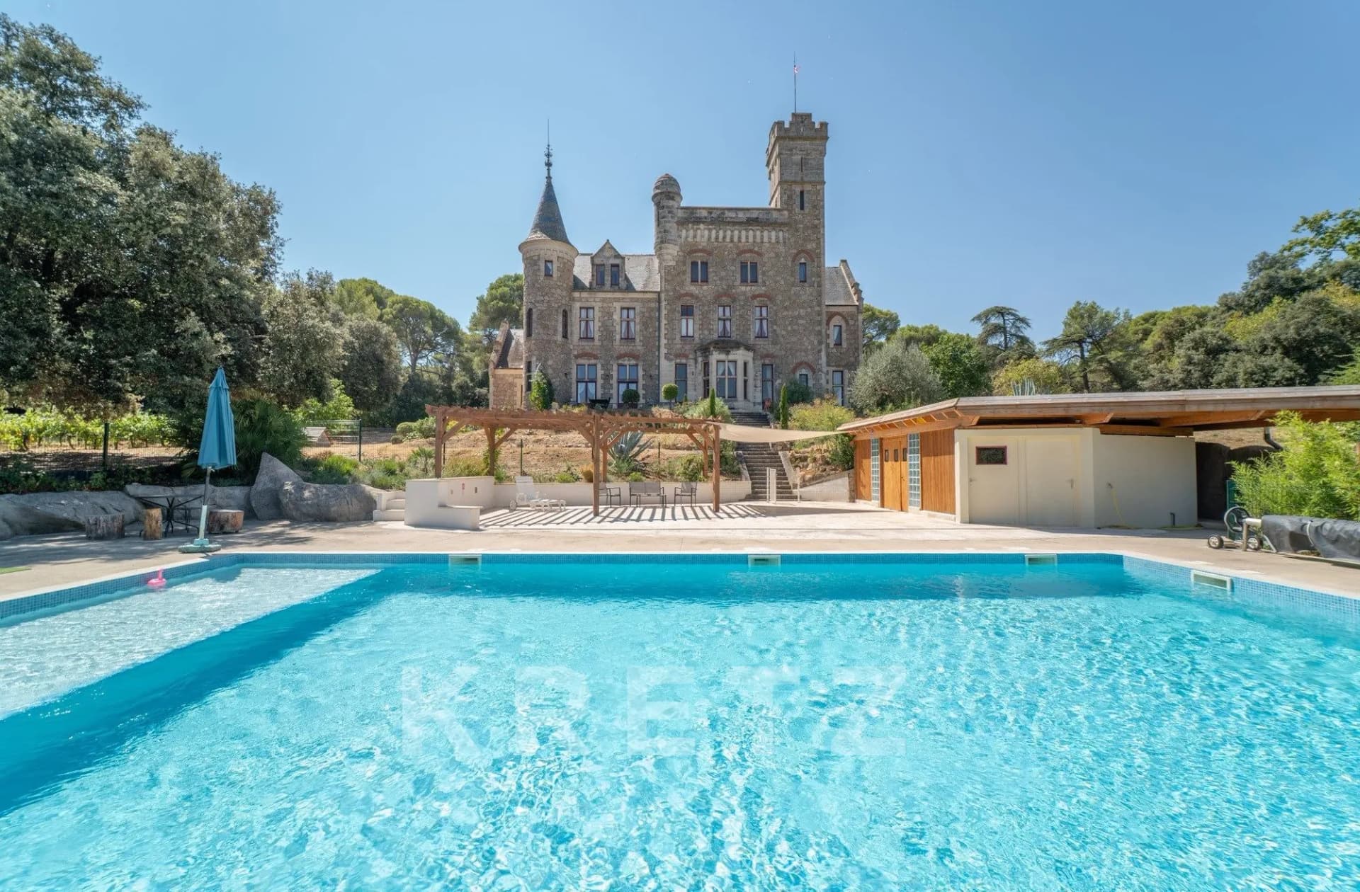 Elegant 19th Century Château With Pool And Mature Parkland