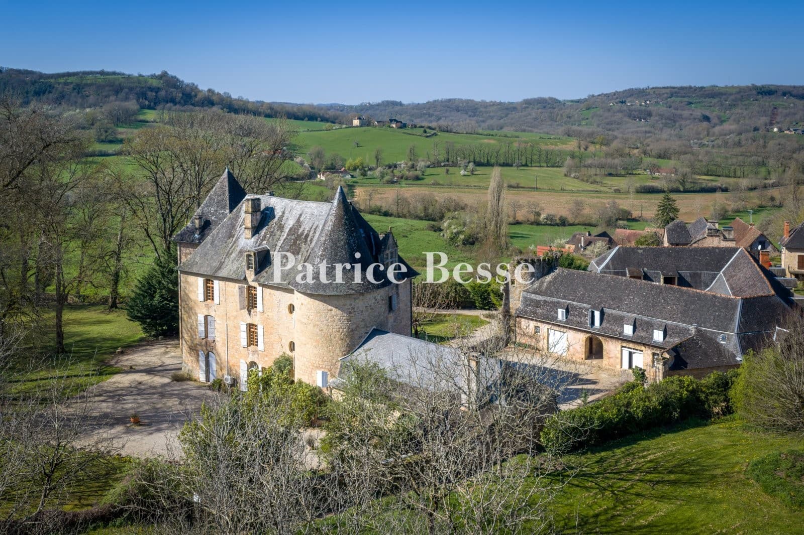 Castle 750 Sqm 12 Bedrooms 2