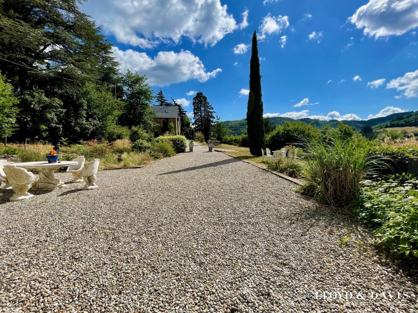 Historic Castle with 19 Bedrooms and Swimming Pool in Ardèche 5