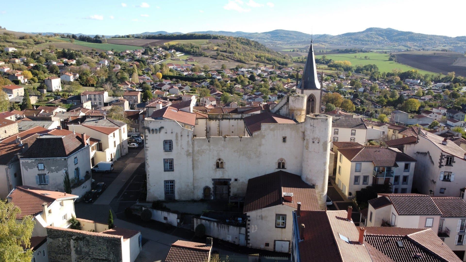 Historic 12th Century Castle With Panoramic Views And Commercial Potential 4