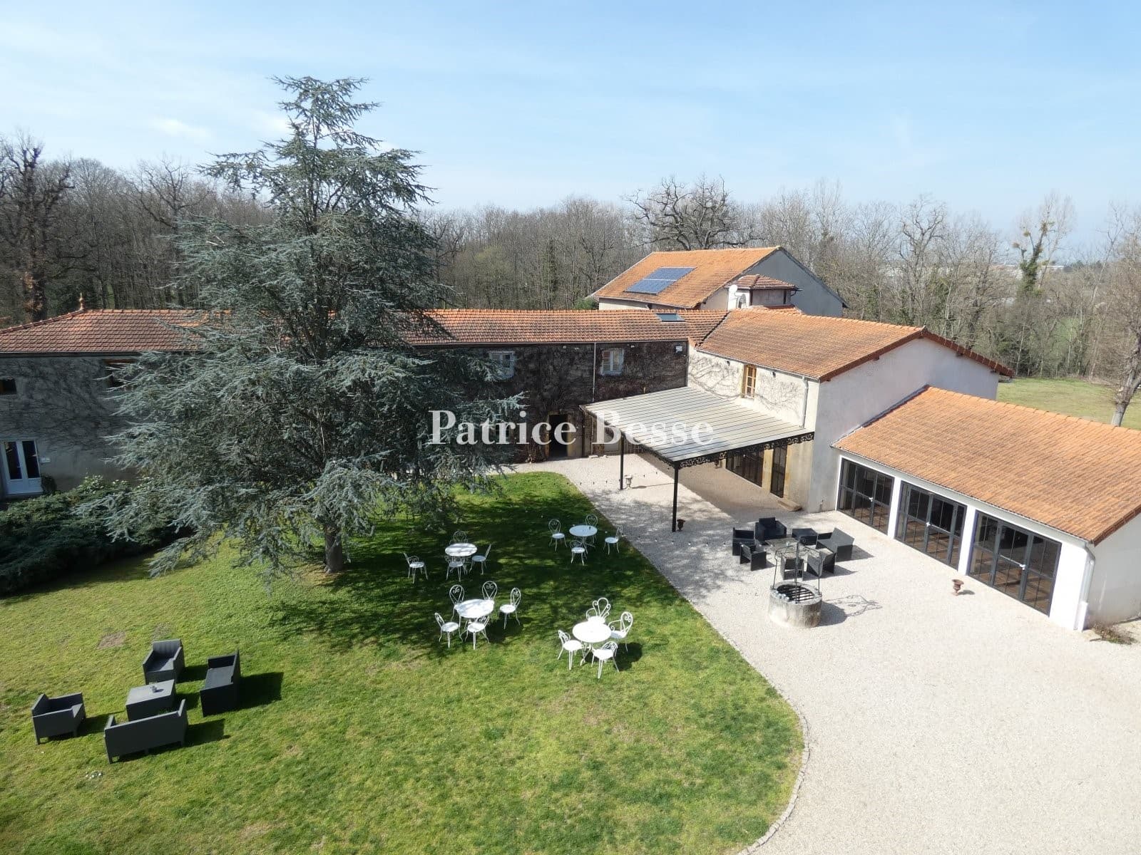 Historic 15th Century Château Set Within 13 Hectares of Natural Beauty 4