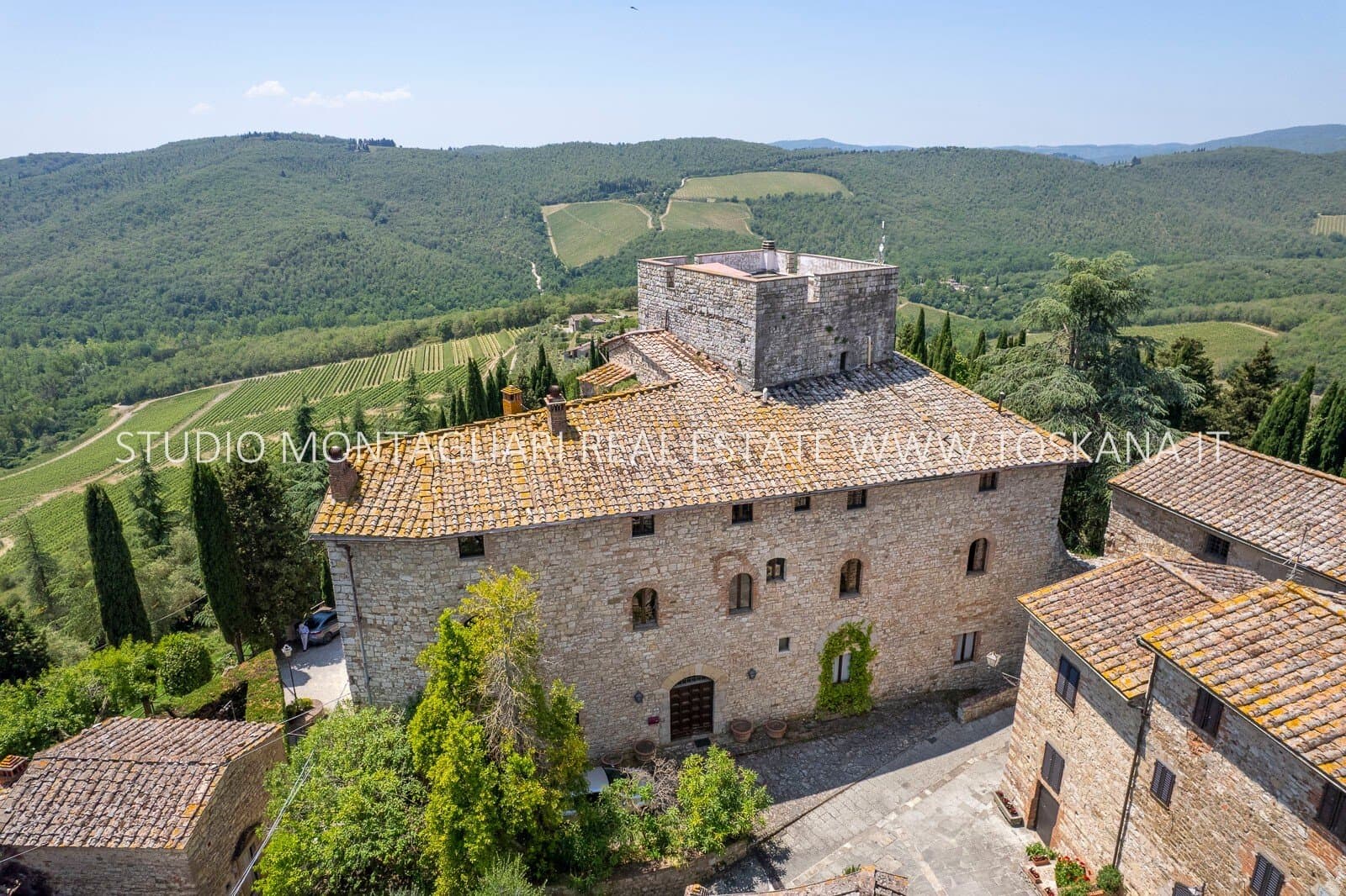 Castles for sale in Gaiole in Chianti