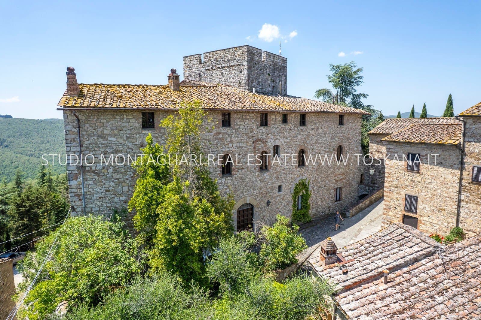 Historic Castle With Pool And Panoramic Views In Chianti 4