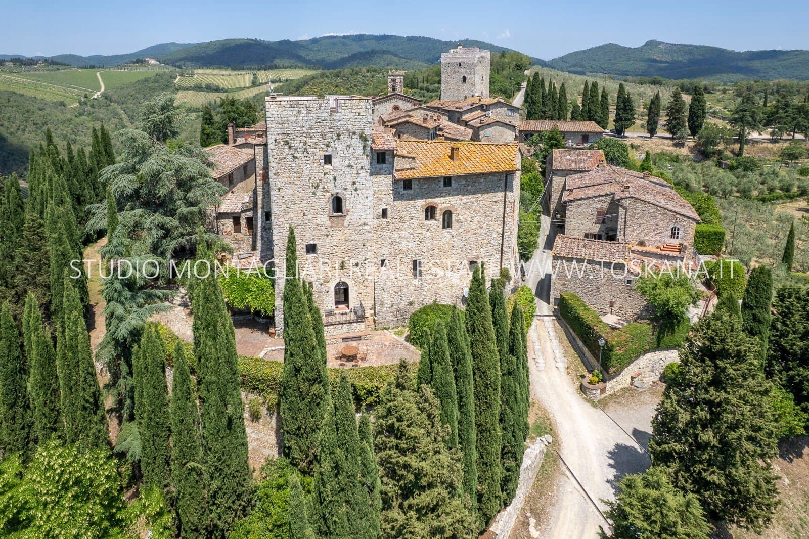 Historic Castle With Pool And Panoramic Views In Chianti 5