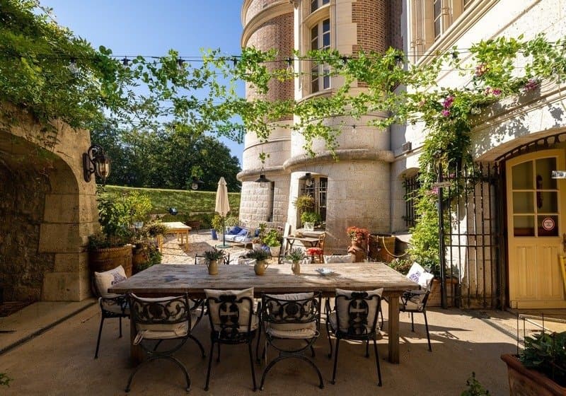 Neo Gothic And Renaissance Inspired Château With Expansive Grounds 4