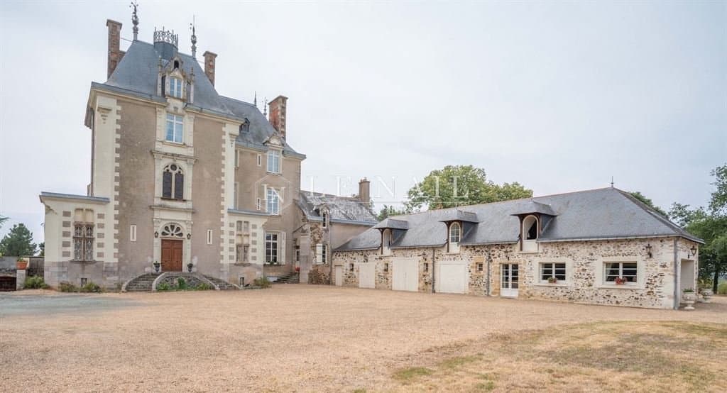 Majestic 19th Century Château With Stunning Views And Extensive Grounds 4