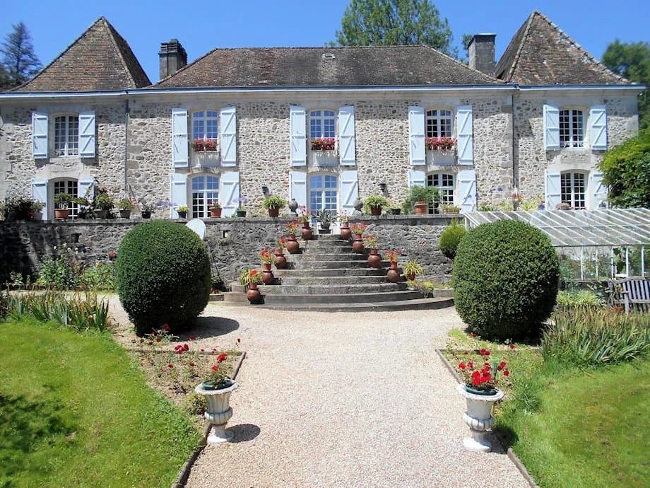 Castles for sale in Nontron