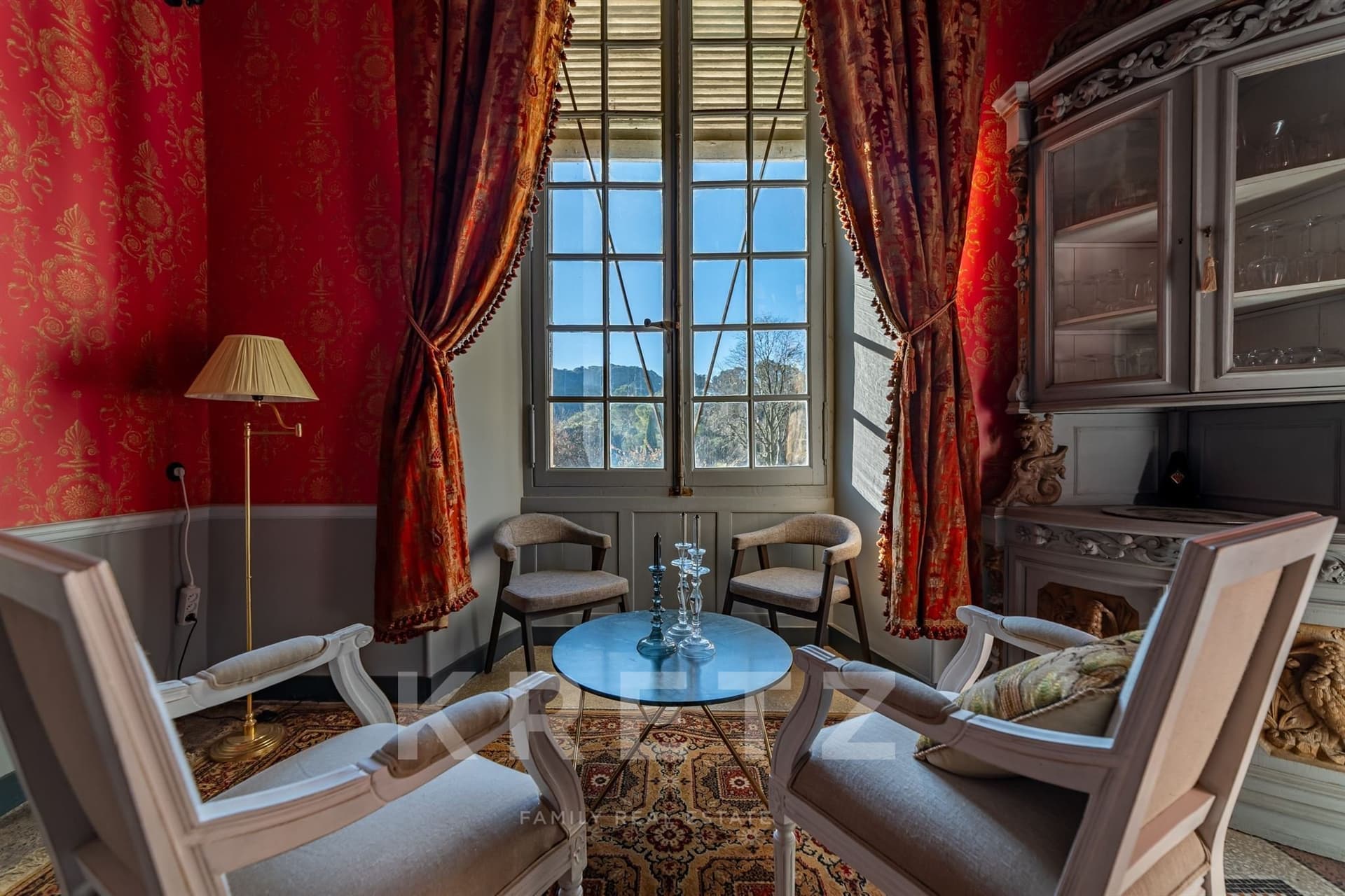 Historic Castle with 9 Suites and Swimming Pool Near Uzès 3