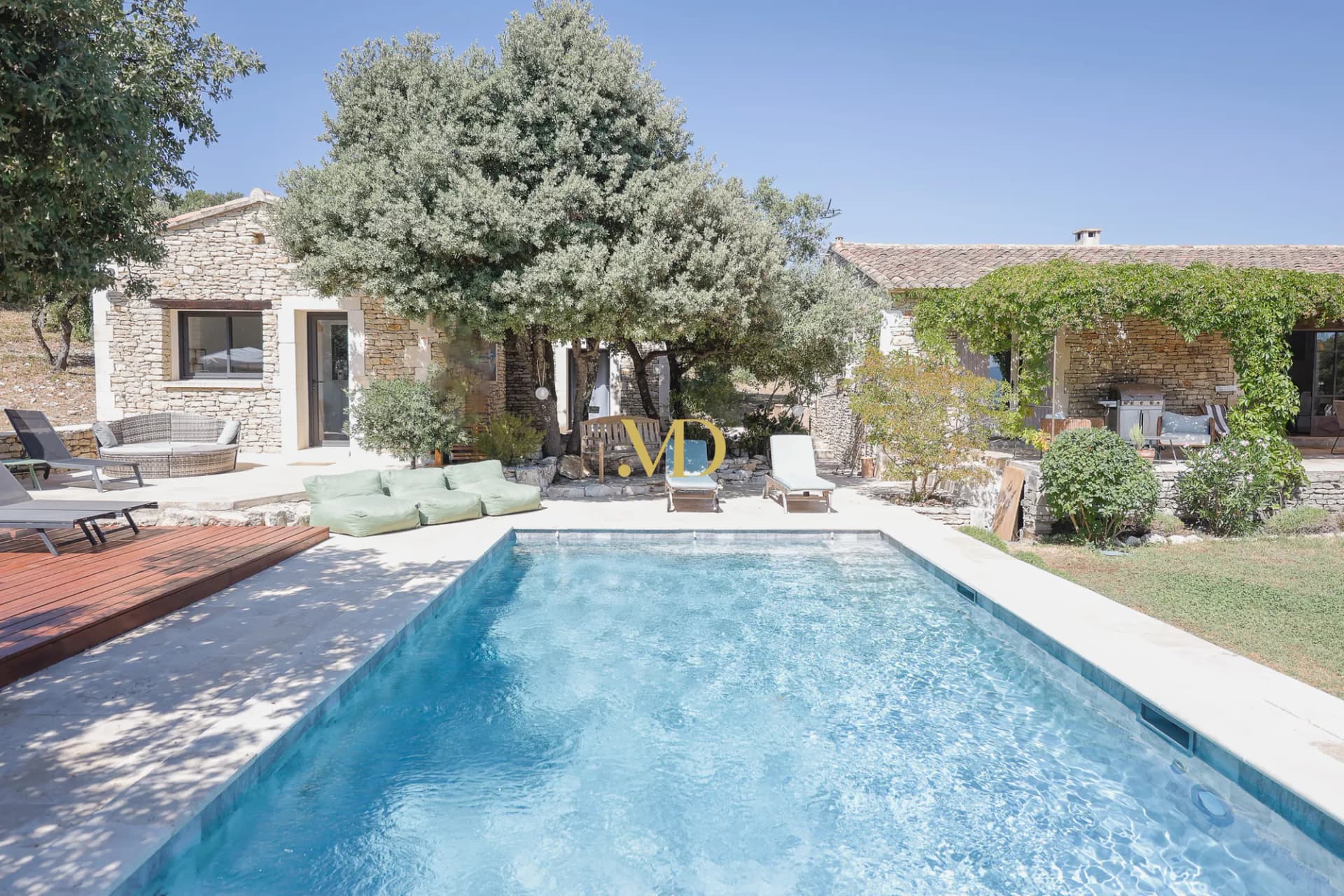 Charming Stone Property With Guest House And Panoramic Views 4