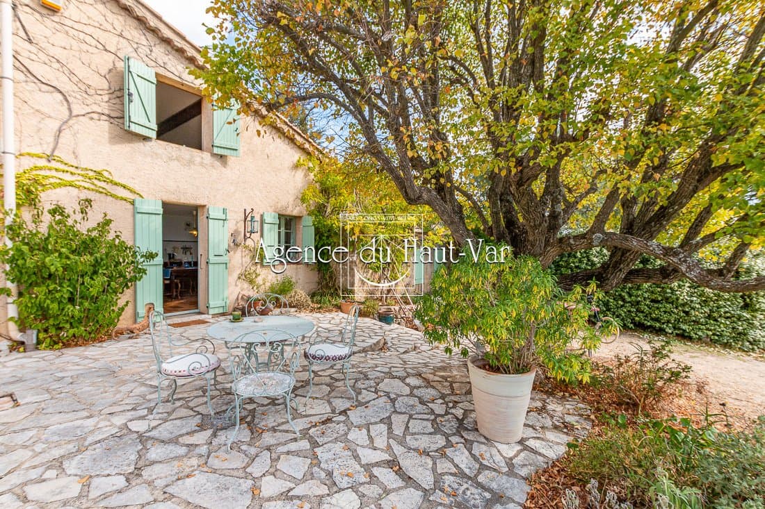Charming Property With Guest House And Exceptional Views 4
