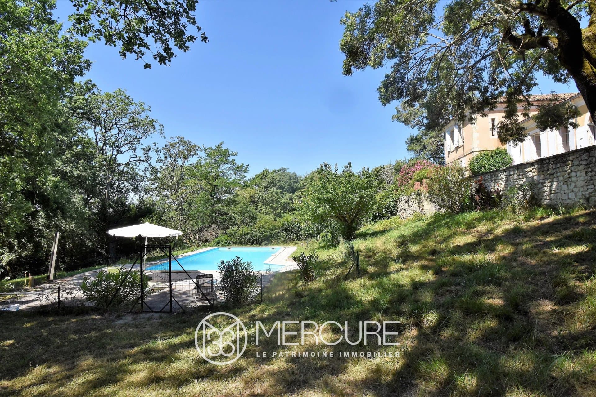 Charming Castle with Swimming Pool and Expansive Terrace 4