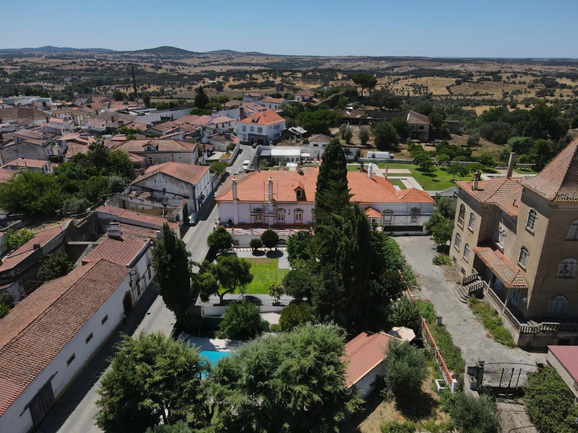 Elegant 1905 Palace With Pool And Gardens In Crato 3