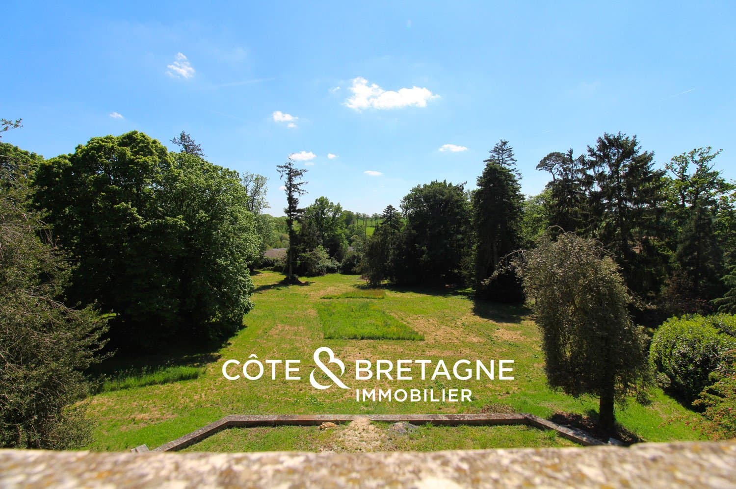 Elegant Neo-Renaissance Château in Brittany with 5 Bedrooms 4