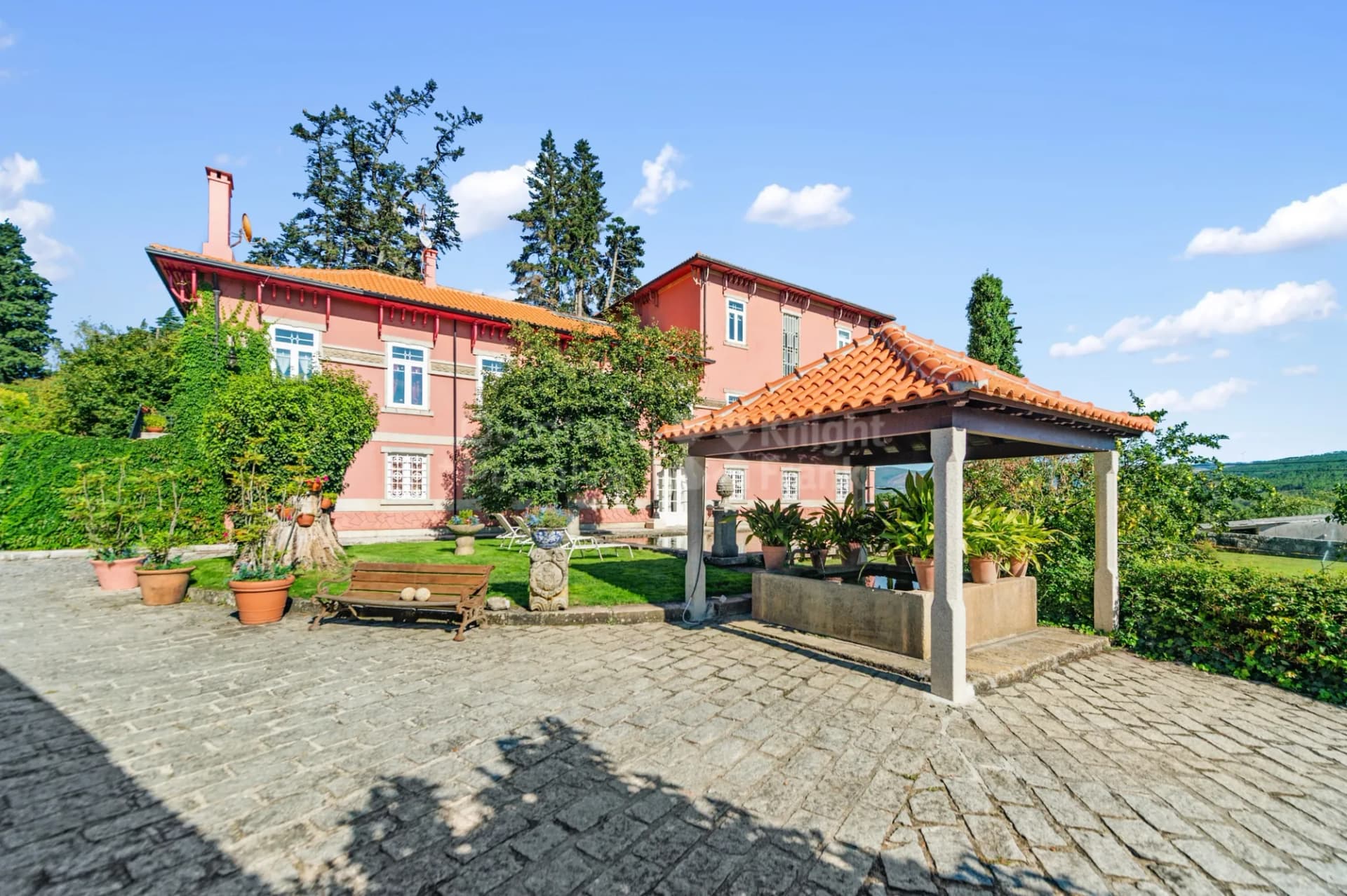 Versatile 9 Bedroom Manor House With Two Swimming Pools 4