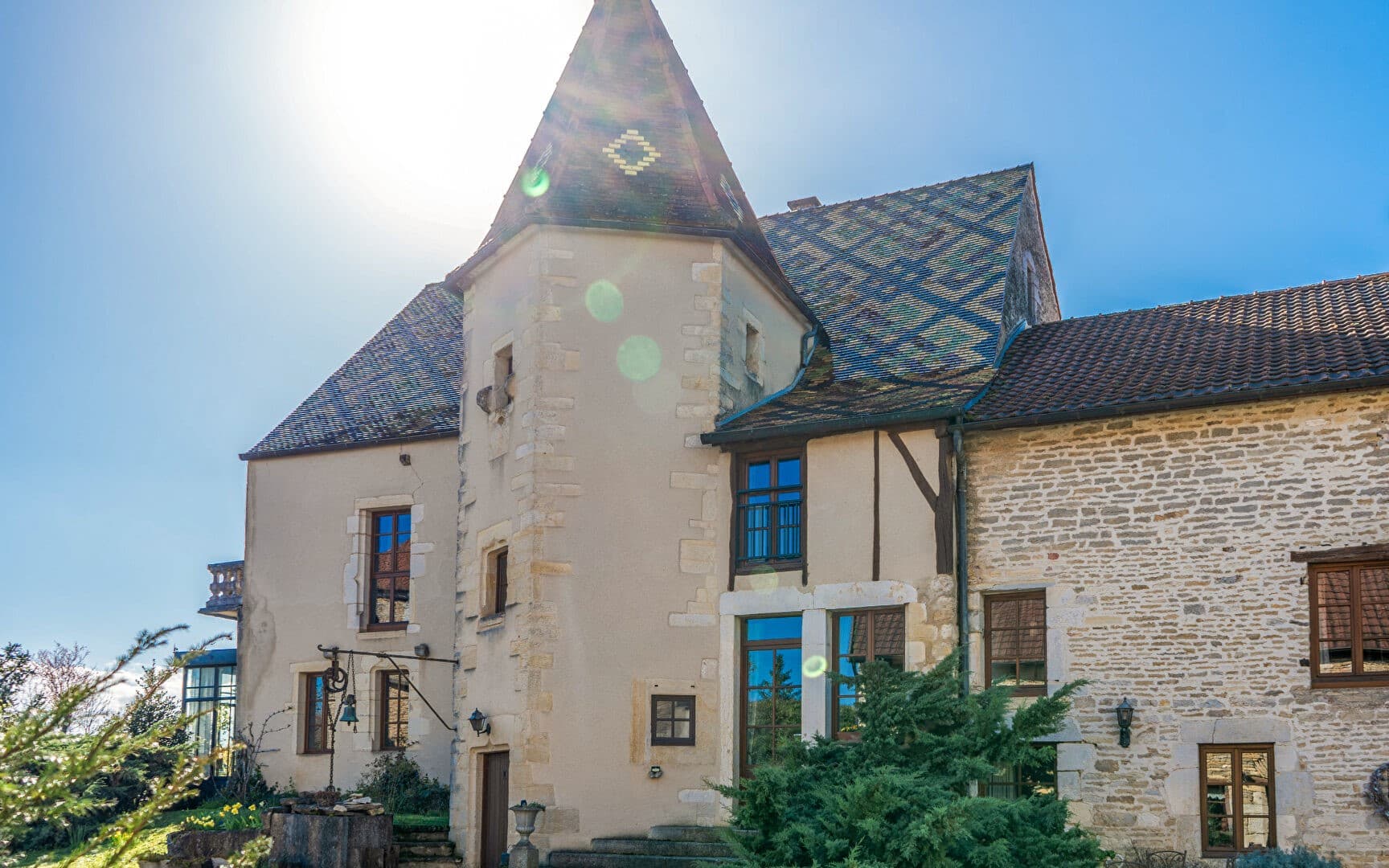 Historic Manor House with Pool and Tennis Court Near Dijon 3