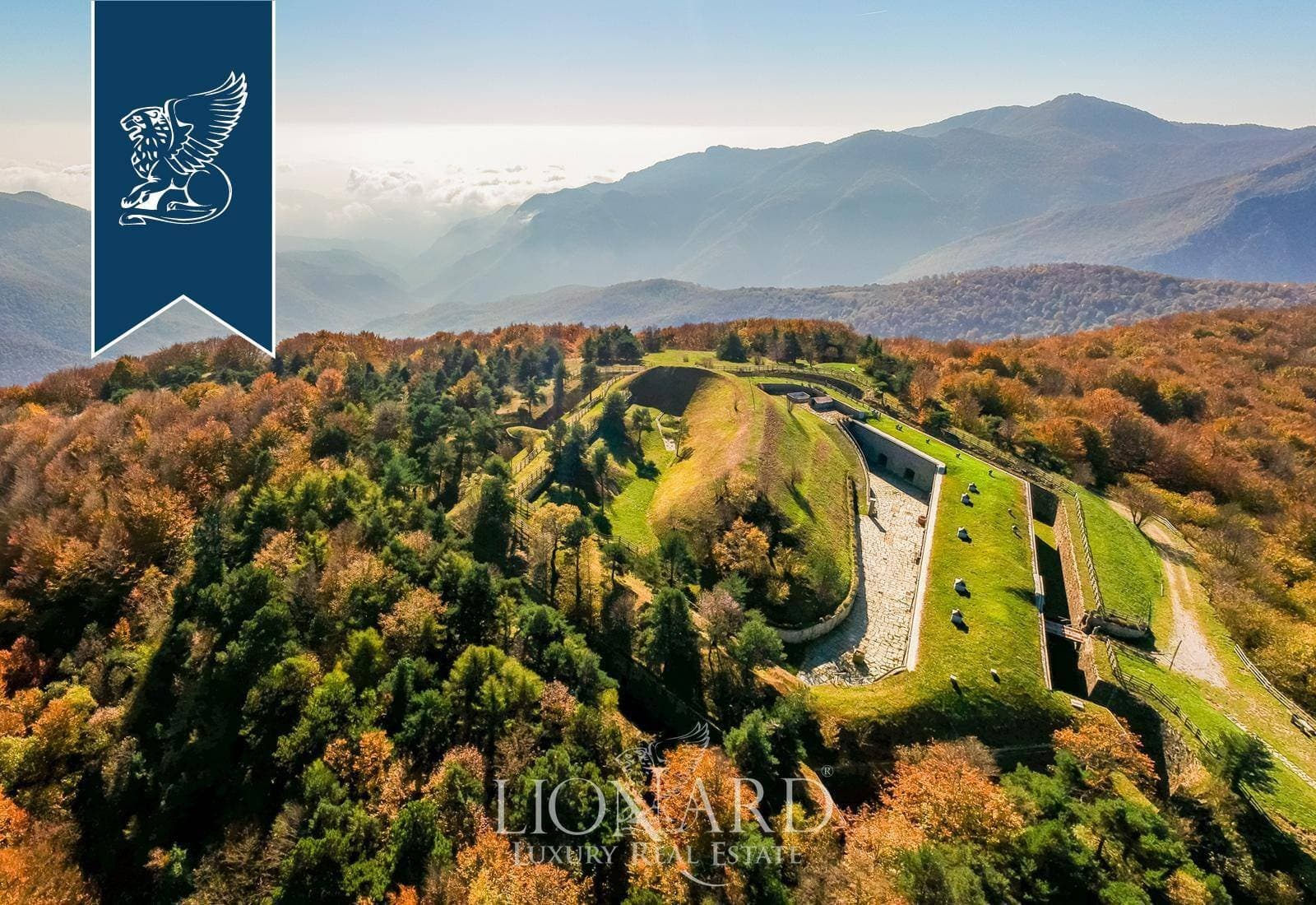 Renovated Historical Fortress With Sea View In The Ligurian Riviera 4