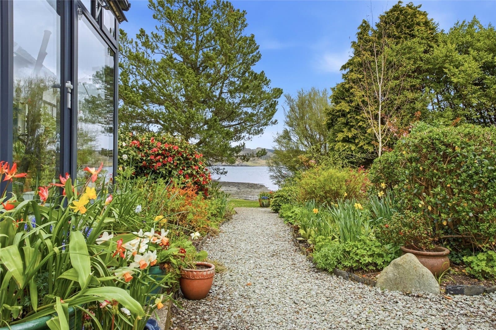 Captivating Private Island With Award-Winning House And Scenic Views 5