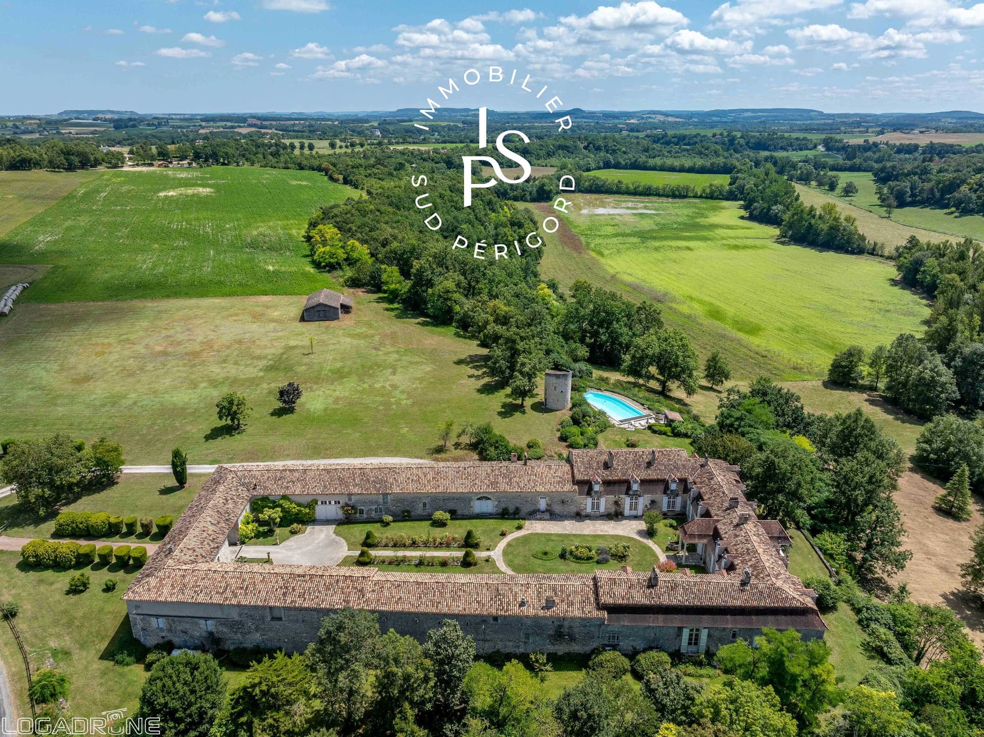 Château with Infinity Pool and Independent Accommodations 5