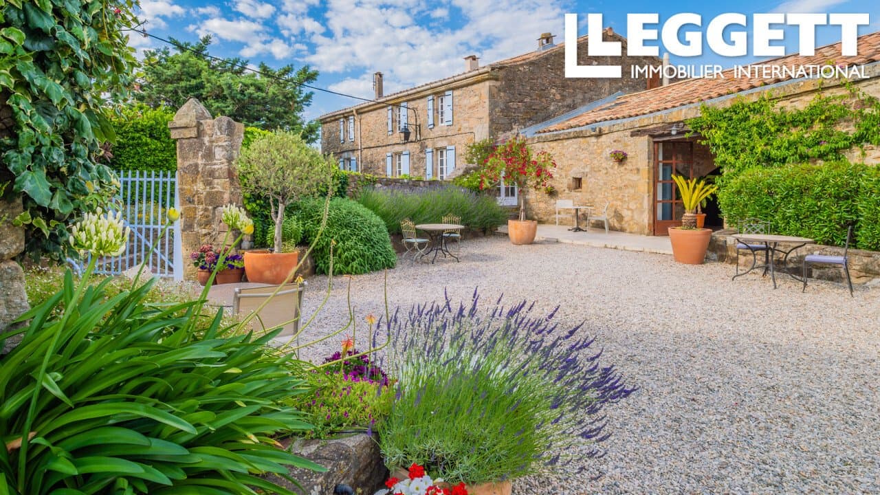 Beautifully Restored 17th Century Château With Adjoining Village House 2